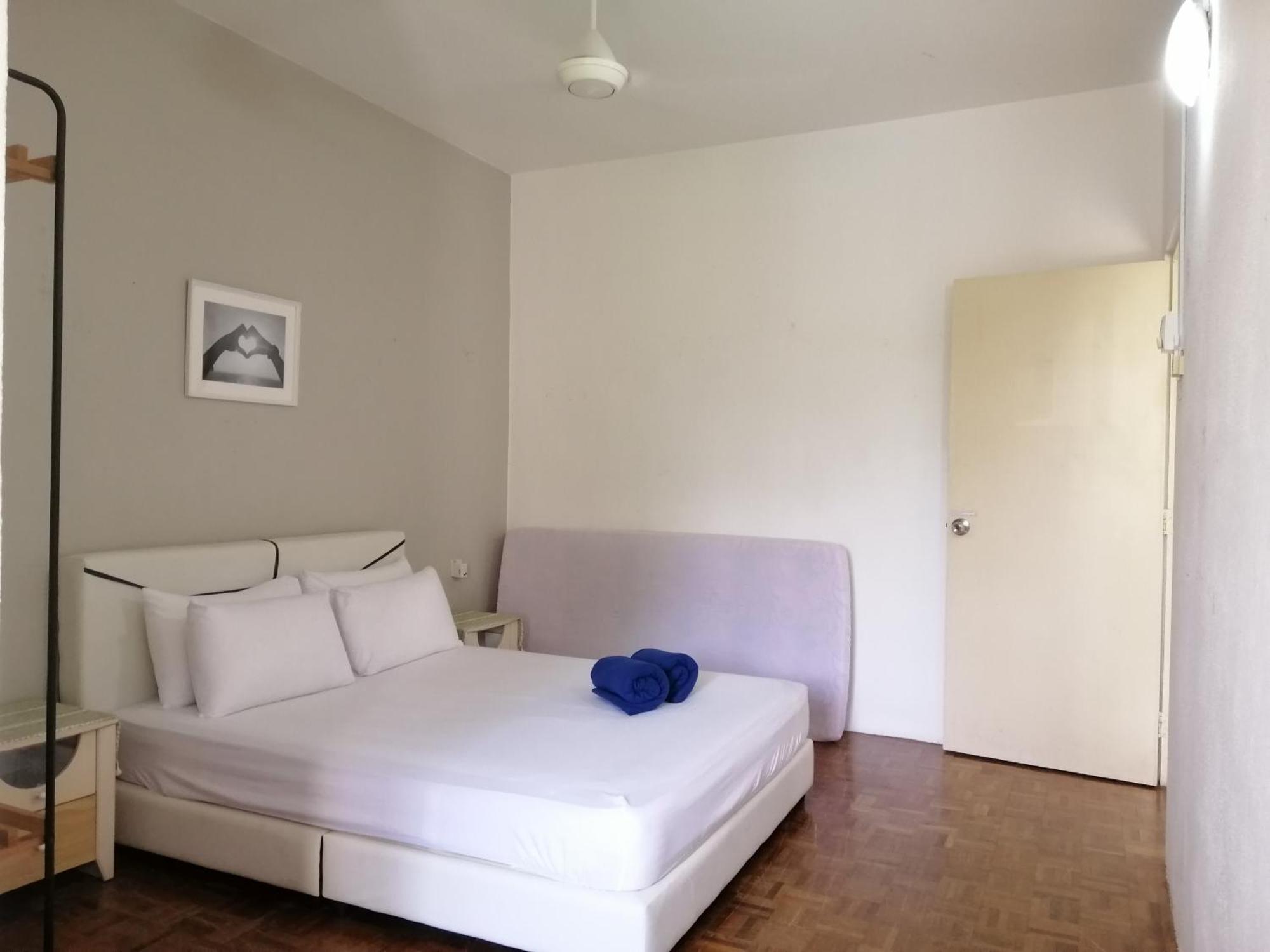 My Cozy Nest - Near Beach Batu Ferringhi Kültér fotó